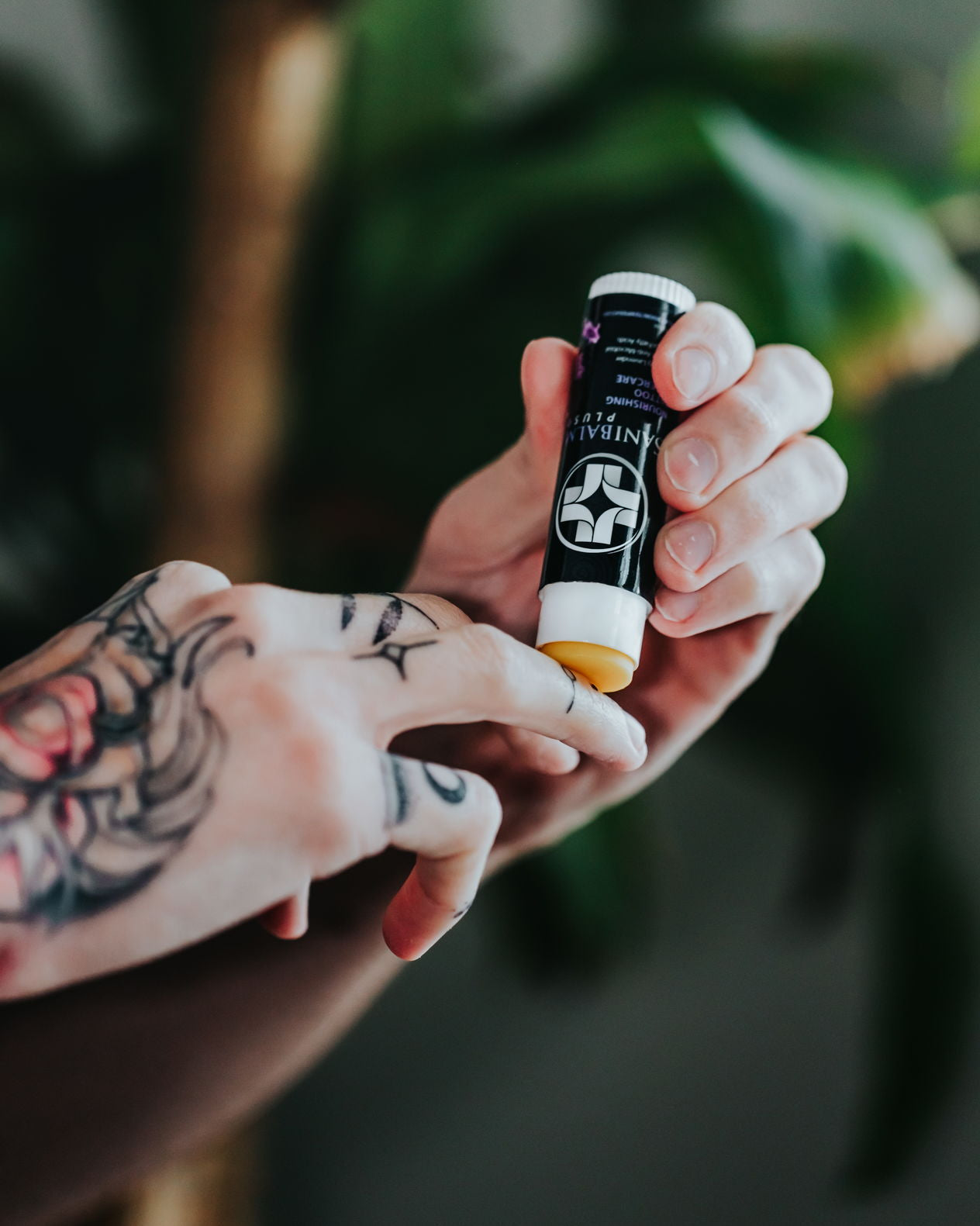 Sanibalm PLUS+ 2.0 oz Tattoo balm Balm Saniderm Tattoo Aftercare 